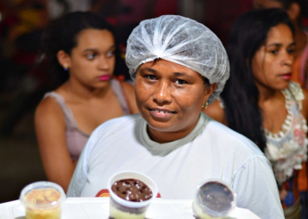 Professora sai das salas aula e vira empreendedora